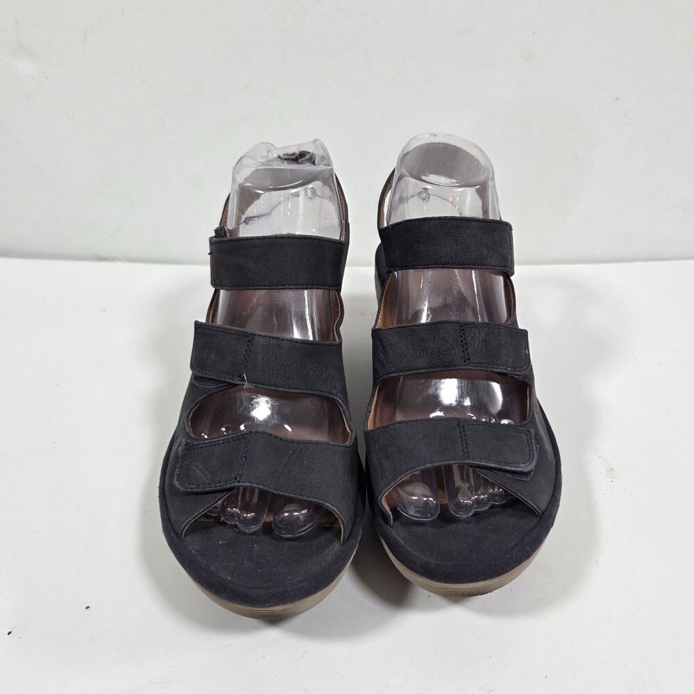 Clarks Collection Reedly Juno Wedge Sandals Black Women's Size 8 Comfort Cushion - Picture 2 of 7